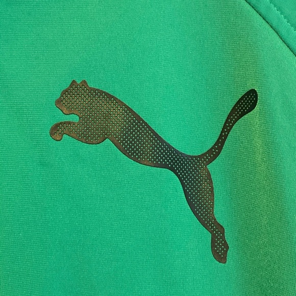 Old school Vintage Green Puma Jacket 🧥 - Picture 2 of 3